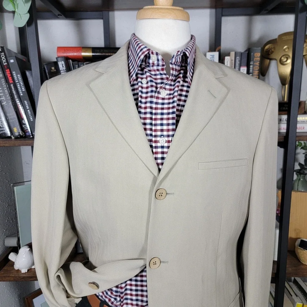 Joseph Feiss Mens Sport Coat Blazer Three Button Beige Herringbone Silk Size 40R